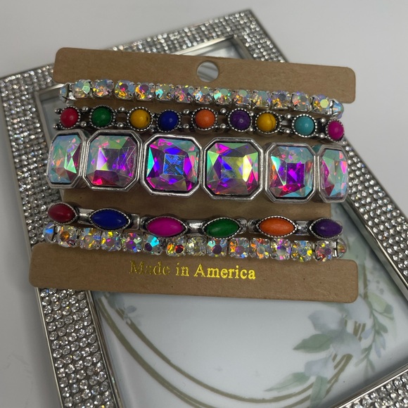 Set of 5 stackable bracelets in shimmering crystal and multi colored gems - Picture 3 of 16